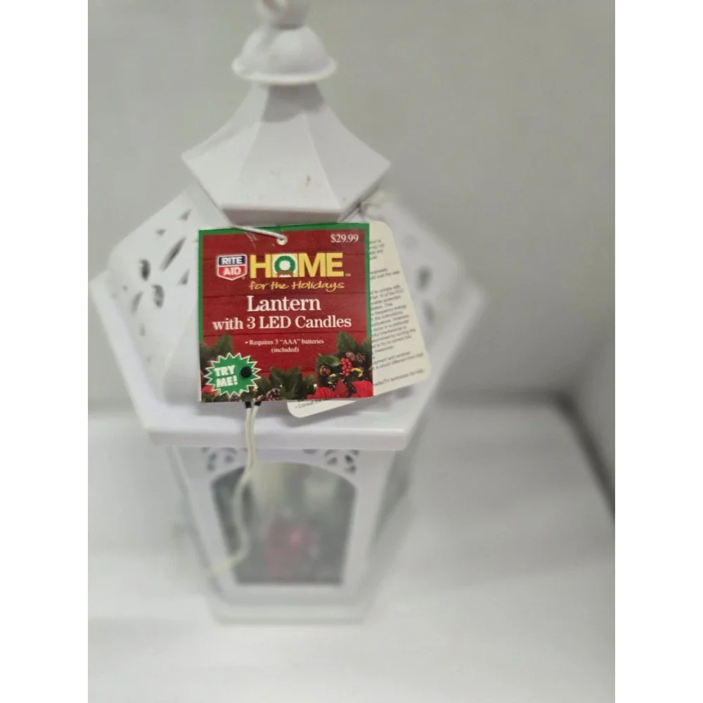Rite Aid Home for the Holidays White Lantern 3 LED Candles Pinecones Deadstock